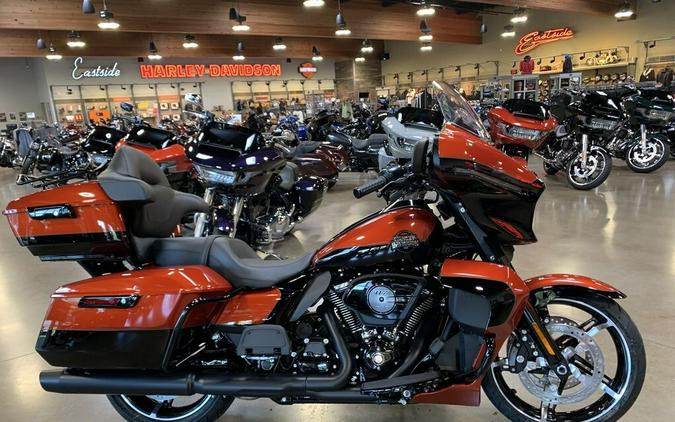 FLHXU 2025 Street Glide™ Ultra