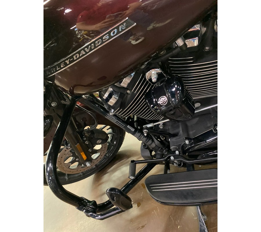2018 Harley-Davidson® STREET GLIDE SPECIAL