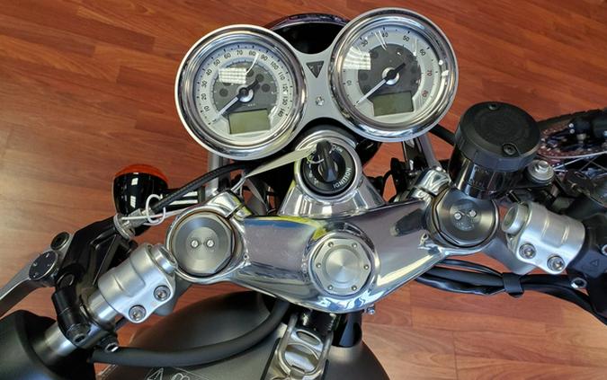 2022 Triumph Thruxton RS
