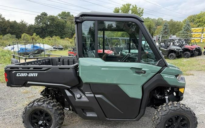 2026 Can-Am Defender DPS CAB HD9 Compass Green