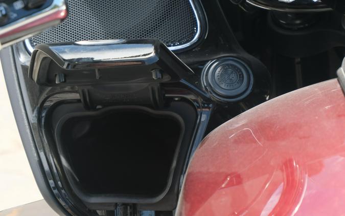 2023 INDIAN MOTORCYCLE CHALLENGER LIMITED