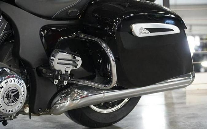2024 Indian Pursuit Limited Black Metallic