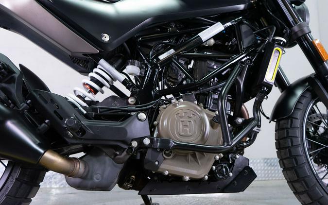 2022 Husqvarna Svartpilen 401