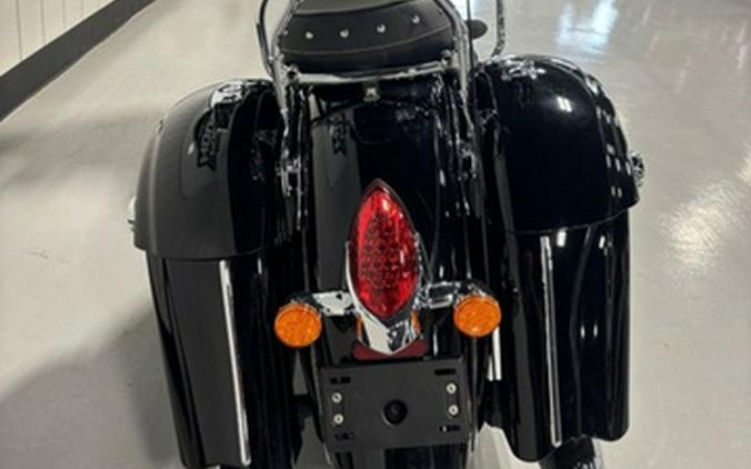 2019 Indian Chieftain Classic Thunder Black
