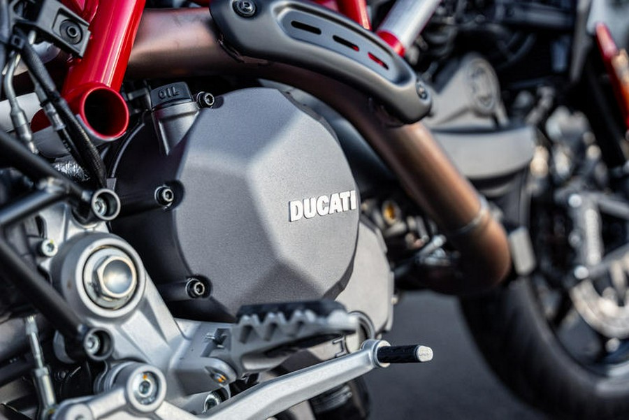2023 Ducati Hypermotard 950 Ducati Red