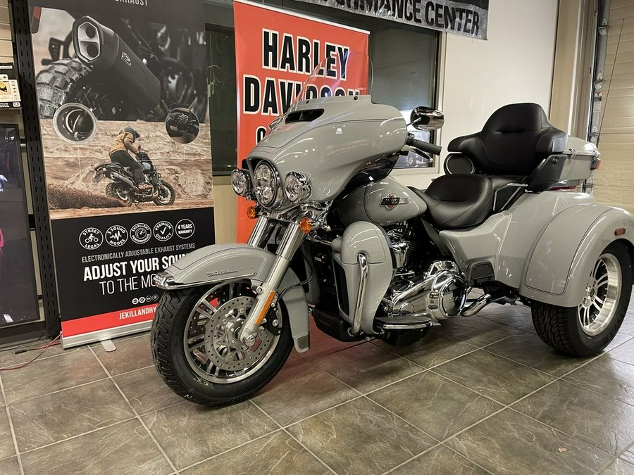 2024 Harley-Davidson FLHTCUTG