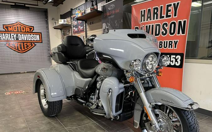 2024 Harley-Davidson FLHTCUTG