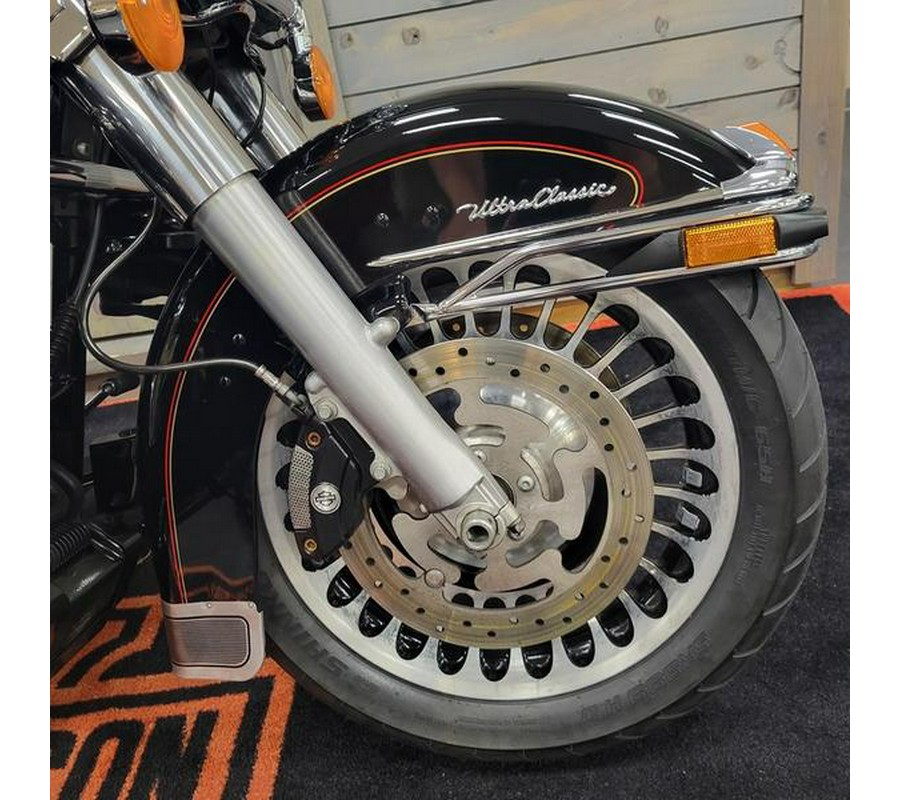 2013 Harley-Davidson® FLHTCU - Electra Glide® Ultra Classic®