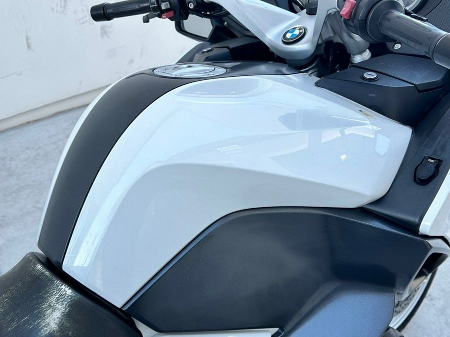 2018 BMW R 1200 RT Alpine White Premium