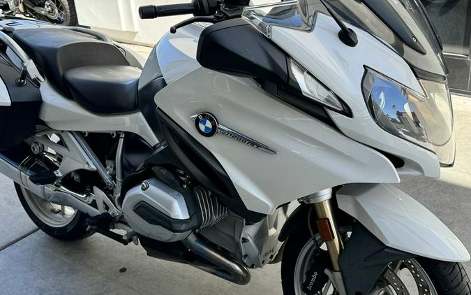 2018 BMW R 1200 RT Alpine White Premium