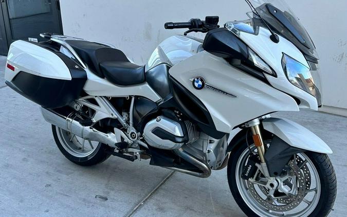 2018 BMW R 1200 RT Alpine White Premium