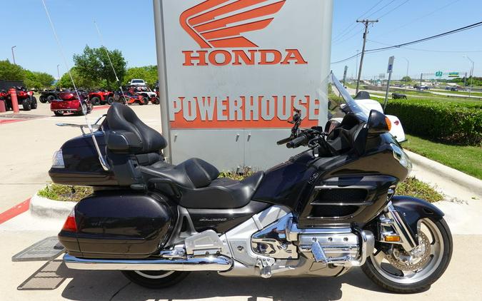 2010 Honda® Gold Wing® Audio / Comfort / Navi / XM / ABS