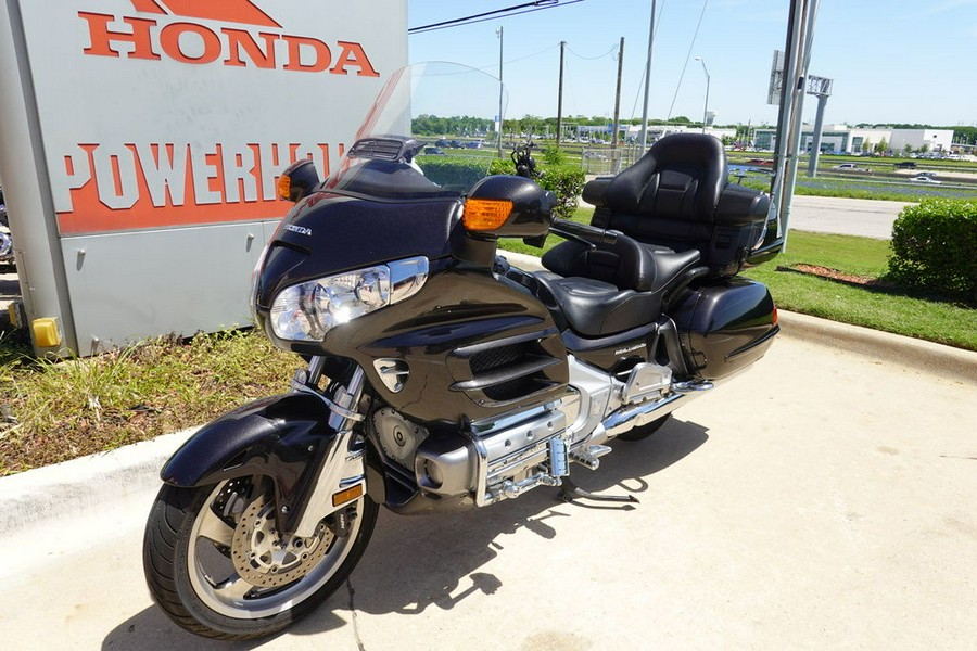 2010 Honda® Gold Wing® Audio / Comfort / Navi / XM / ABS