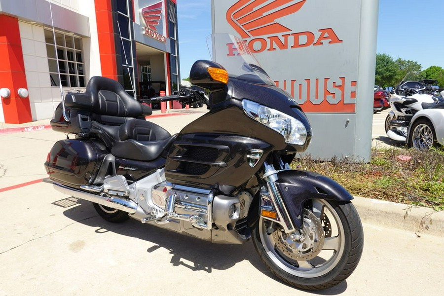 2010 Honda® Gold Wing® Audio / Comfort / Navi / XM / ABS