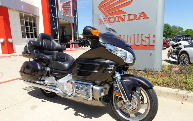 2010 Honda® Gold Wing® Audio / Comfort / Navi / XM / ABS