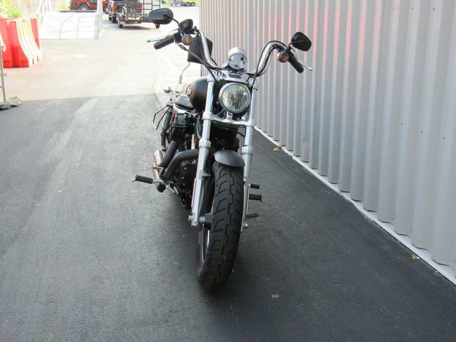 2012 Harley-Davidson® XL1200C - Sportster® 1200 Custom