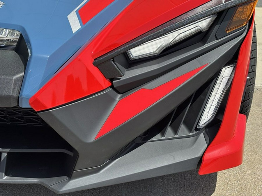 2025 Polaris Slingshot Slingshot R R MANUAL R