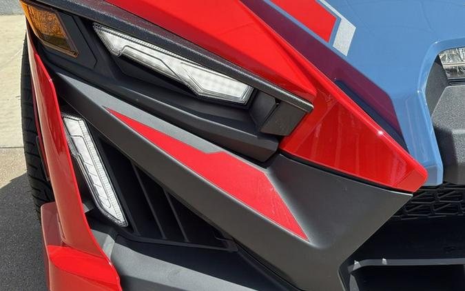 2025 Polaris Slingshot Slingshot R R MANUAL R