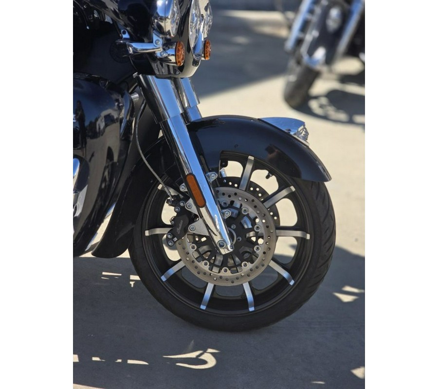 2021 Indian Motorcycle® Roadmaster® Limited Thunder Black Azure Crystal