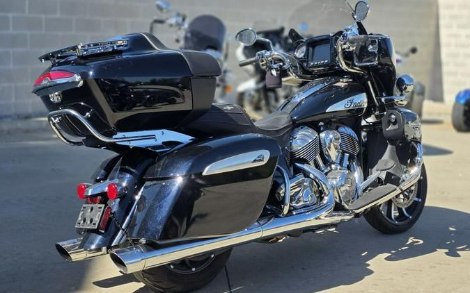 2021 Indian Motorcycle® Roadmaster® Limited Thunder Black Azure Crystal