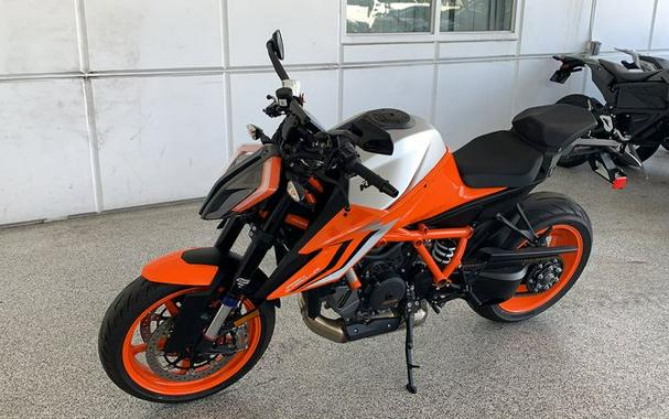 2023 KTM 1290 SUPER DUKE R EVO