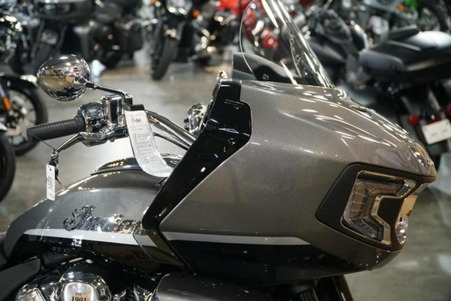 2024 Indian Pursuit Limited with PowerBand Audio Package Titanium/Black Metallic