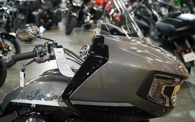 2024 Indian Pursuit Limited with PowerBand Audio Package Titanium/Black Metallic