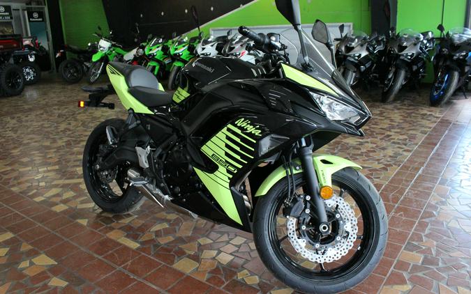 2026 Kawasaki NINJA 650 ABS Metallic Yellowish Green/Metallic Spark Black - TDAH0737