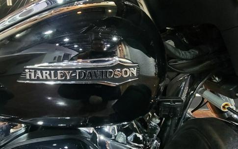 Harley-Davidson Tri Glide Ultra 2021 FLHTCUTG 855176T BLACK W/PINSTRIPE