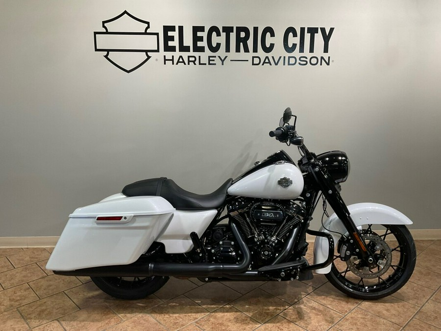 2024 Harley-Davidson Road King Special White Onyx Pearl FLHRXS