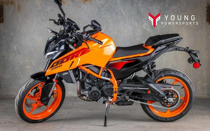 2025 KTM 390 Duke