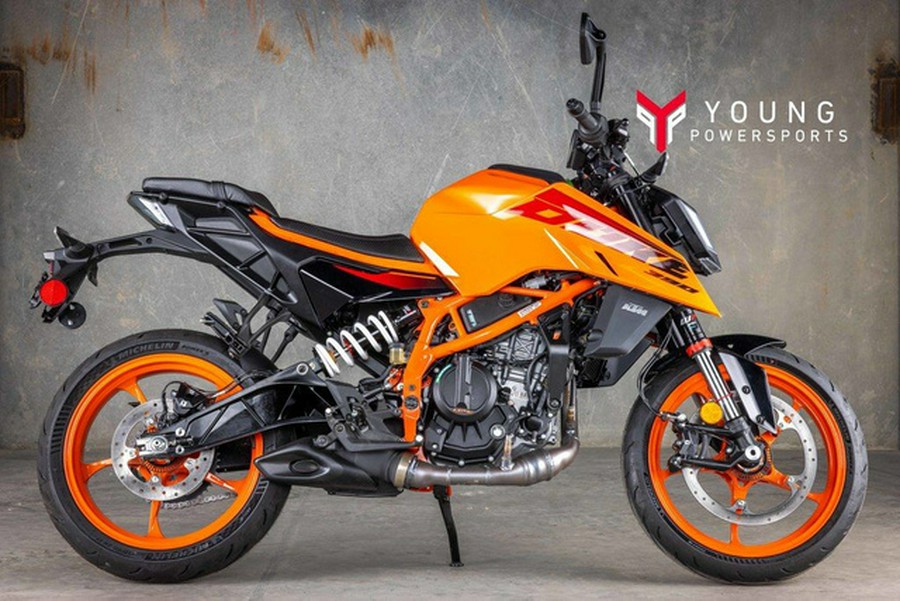 2025 KTM 390 Duke