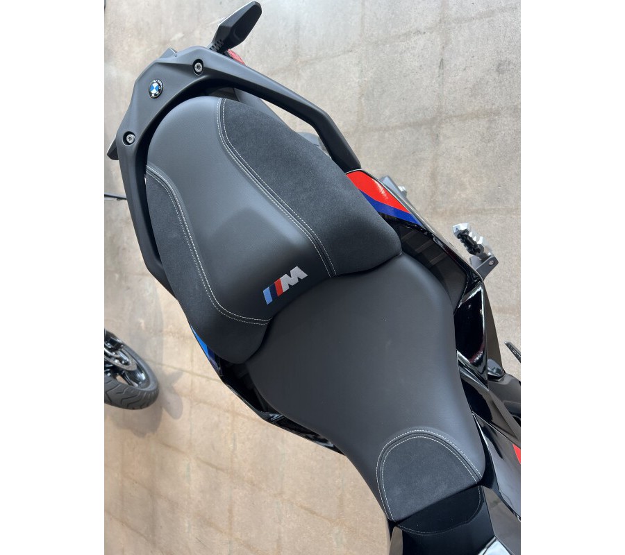 2025 BMW Motorrad M 1000 XR