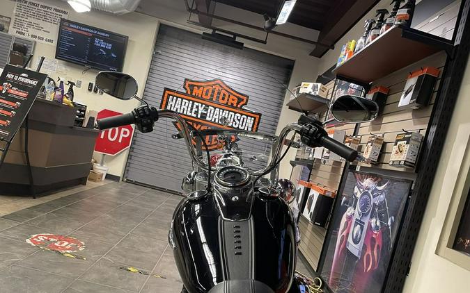 2020 Harley-Davidson® FLHC - Softail® Heritage Classic