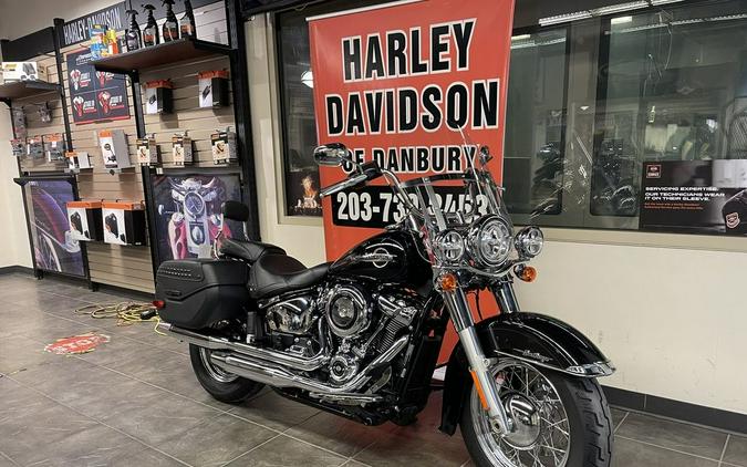 2020 Harley-Davidson® FLHC - Softail® Heritage Classic