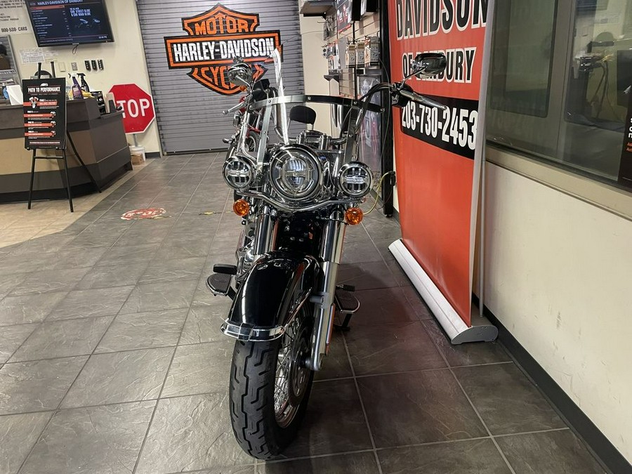 2020 Harley-Davidson® FLHC - Softail® Heritage Classic