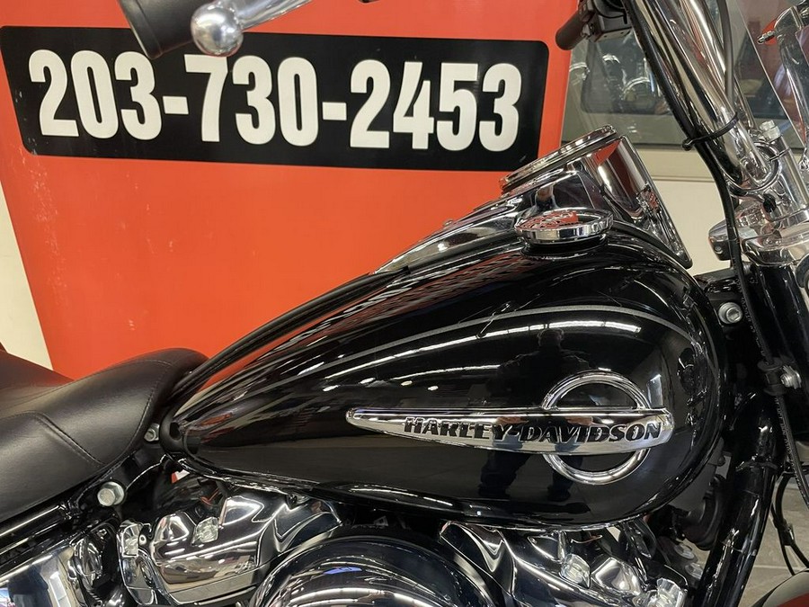 2020 Harley-Davidson® FLHC - Softail® Heritage Classic