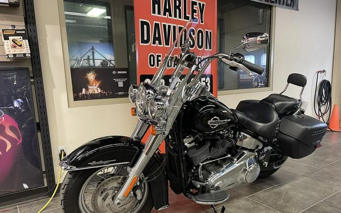 2020 Harley-Davidson® FLHC - Softail® Heritage Classic