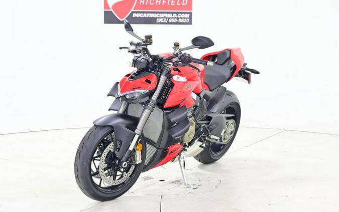 2024 Ducati Streetfighter V4 Red