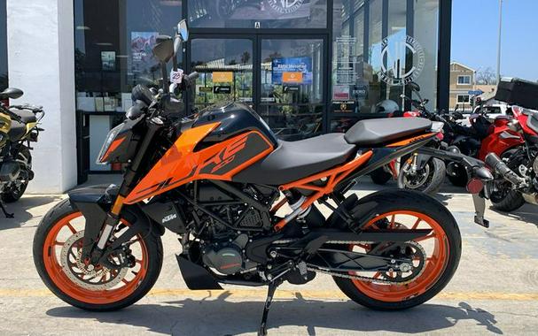 2023 KTM 200 DUKE