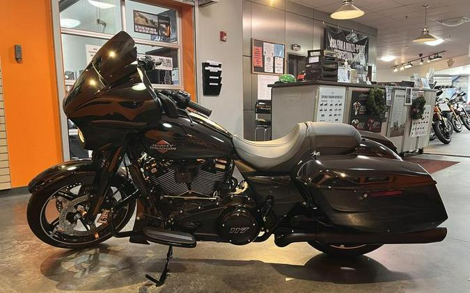 2025 Harley-Davidson® FLHX - Street Glide®