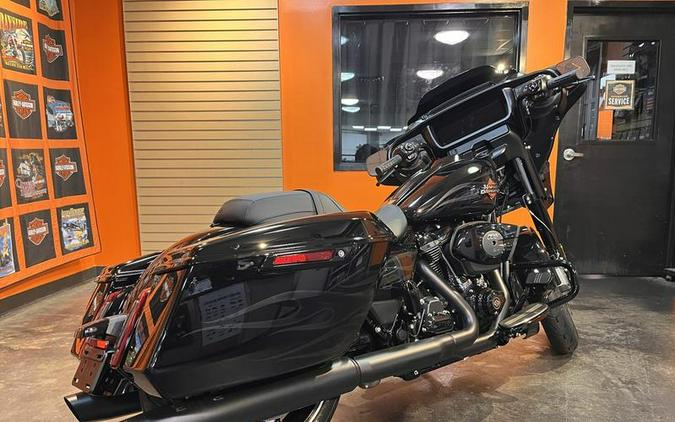 2025 Harley-Davidson® FLHX - Street Glide®