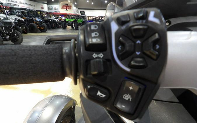 2011 Can-Am Spyder RT SM5