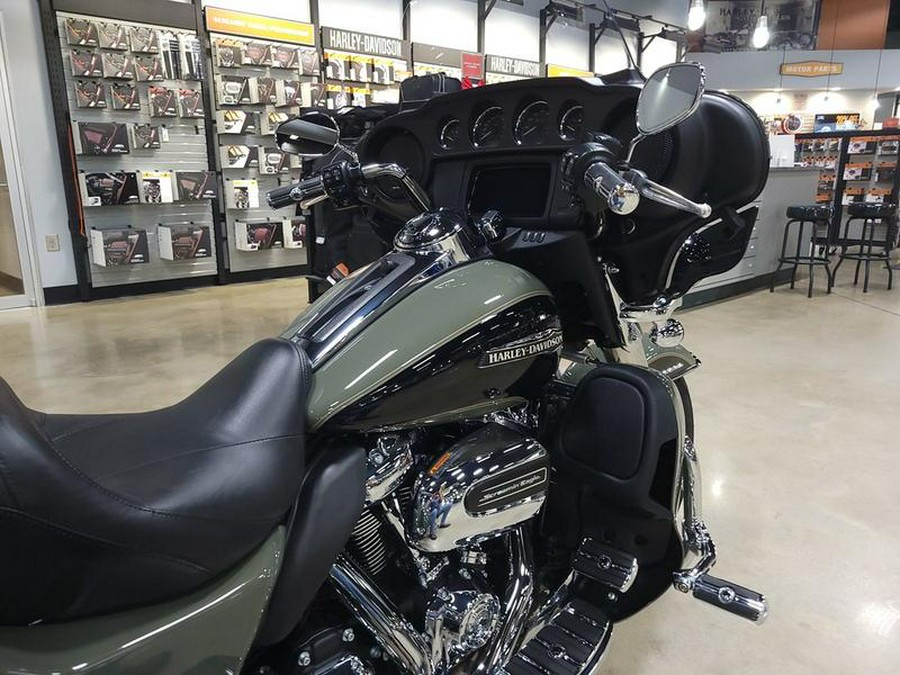 2021 Harley-Davidson® FLHTCUTG - Tri Glide® Ultra