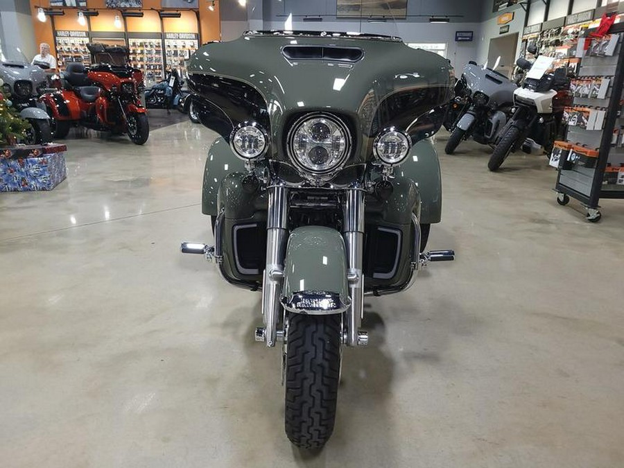 2021 Harley-Davidson® FLHTCUTG - Tri Glide® Ultra