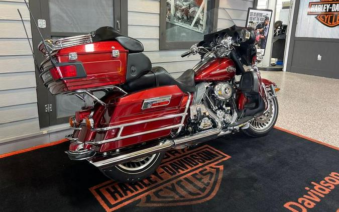 2009 Harley-Davidson® FLHTCU - Ultra Classic® Electra Glide®
