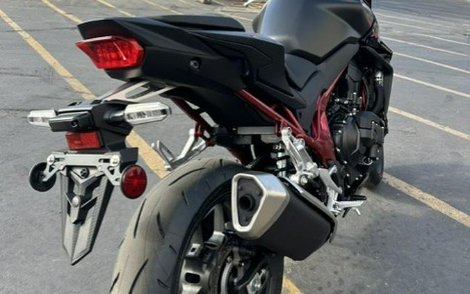 2026 CB750 HORNET E-CLUTCH - Honda