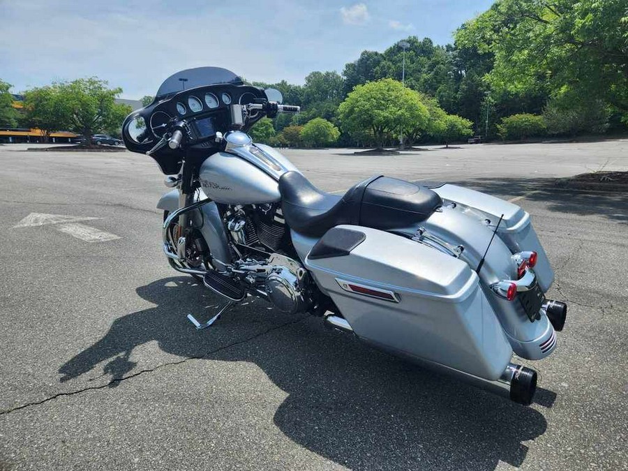 2020 Harley-Davidson® FLHX - Street Glide®