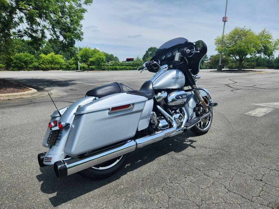 2020 Harley-Davidson® FLHX - Street Glide®