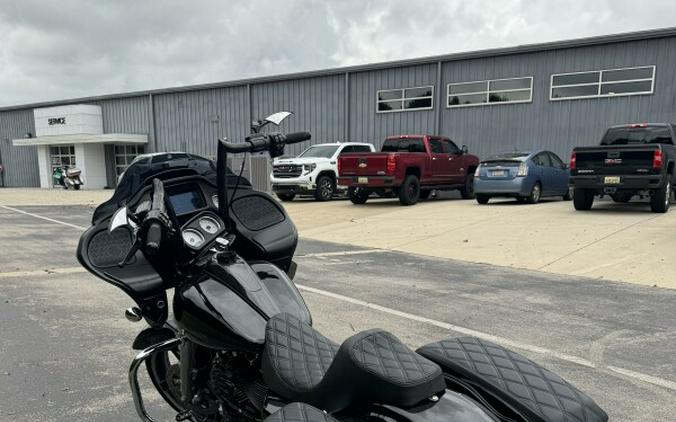 FLTRX 2019 Road Glide